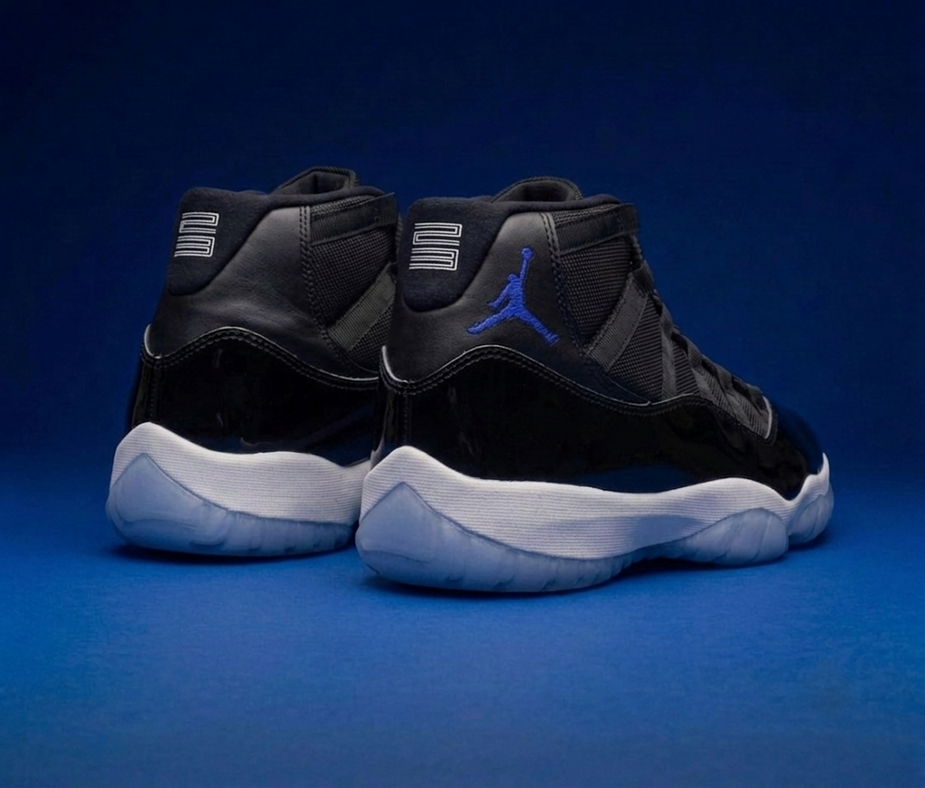 Air Jordan 11 "Space Jam"